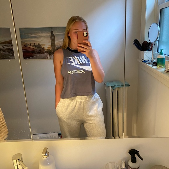 Nike tank - Picture 4 of 4